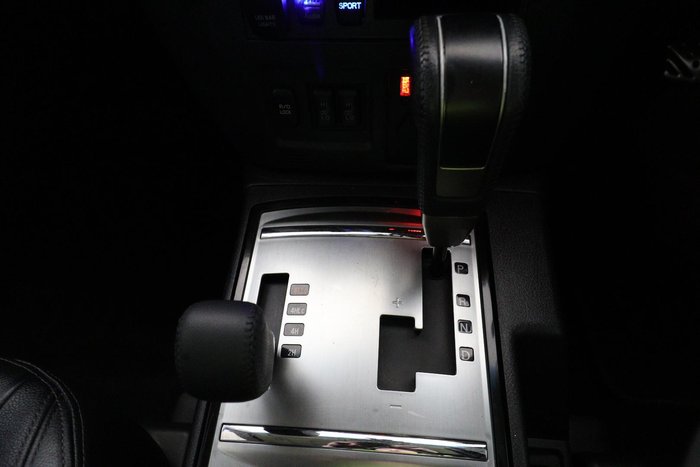 2017 Mitsubishi Pajero Exceed