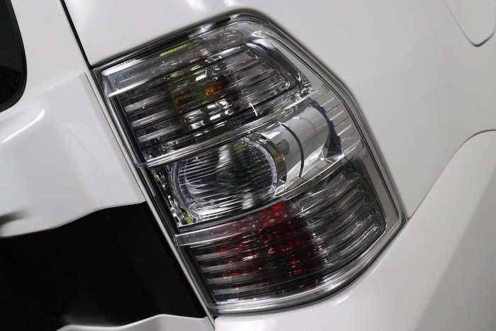 2017 Mitsubishi Pajero Exceed
