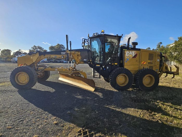 2022 Caterpillar 150 Awd - Mastless Gps Yellow