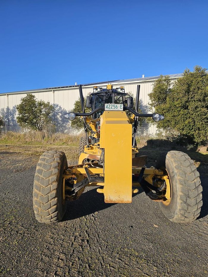 2022 Caterpillar 150 Awd - Mastless Gps Yellow