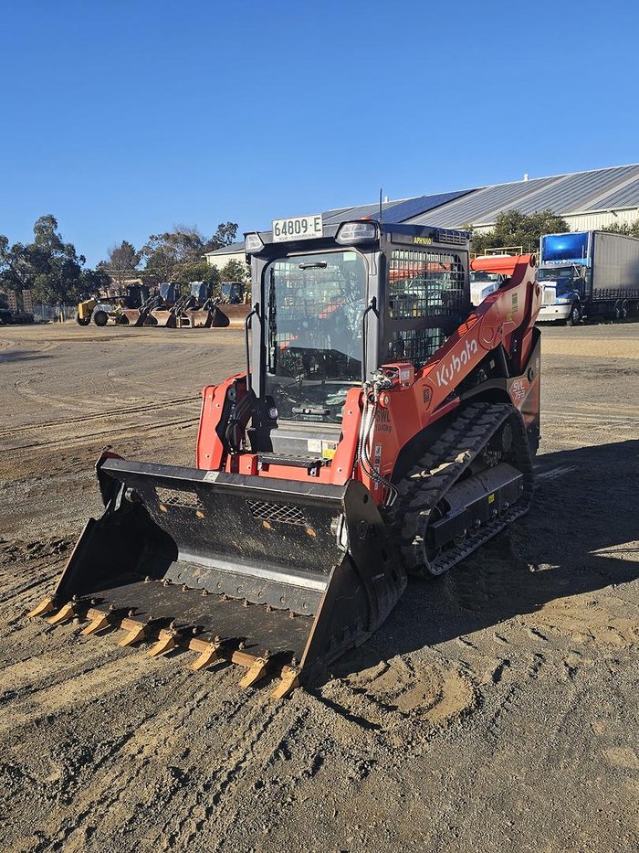 2024 Kubota Svl75-3 Orange