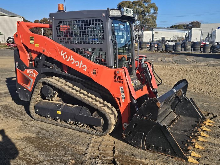 2024 Kubota Svl75-3 Orange