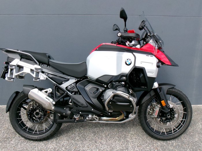 2025 BMW Motorrad 2025 BMW 1300CC R 1300 GS Adventure RACINGRED UNI