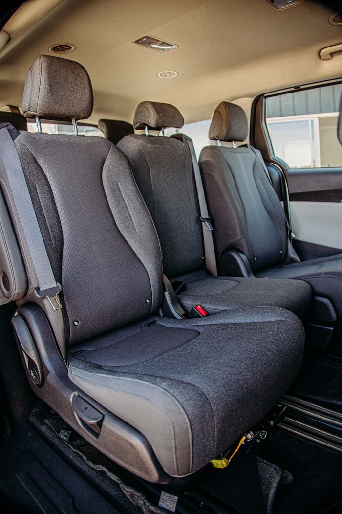 2020 Kia Carnival S