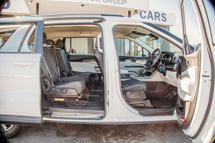 2020 Kia Carnival S