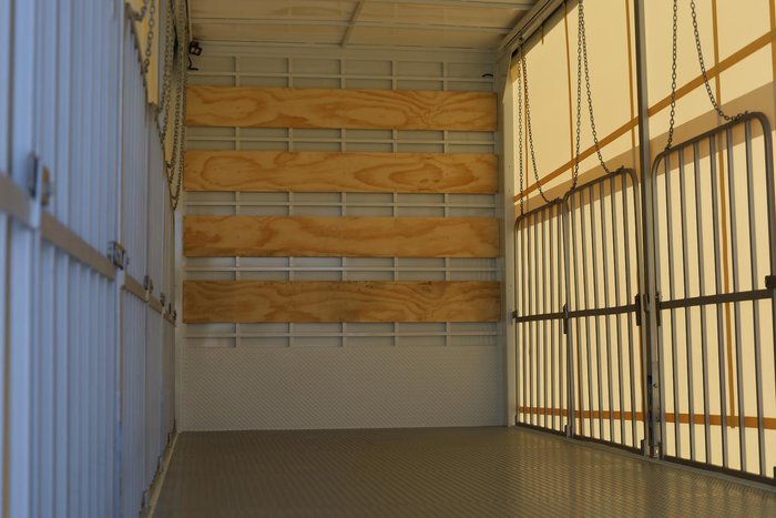 2025 Fuso Shogun FV74 360 6X4 14 Pallet Curtainsider White