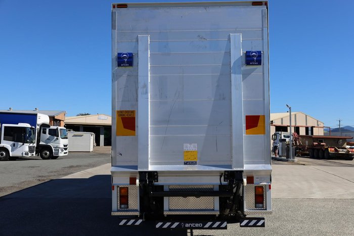 2025 Fuso Shogun FV74 360 6X4 14 Pallet Curtainsider White