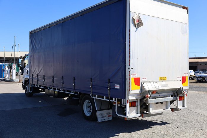 2022 Isuzu F Series FSR140-260 12 Pallet Curtainsider with Tailgate White