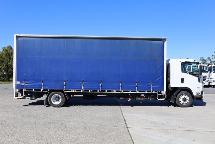 2022 Isuzu F Series FSR140-260 12 Pallet Curtainsider with Tailgate White