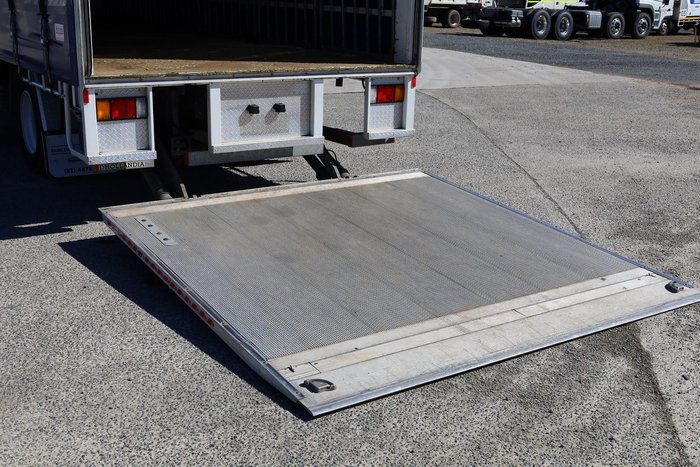 2022 Isuzu F Series FSR140-260 12 Pallet Curtainsider with Tailgate White