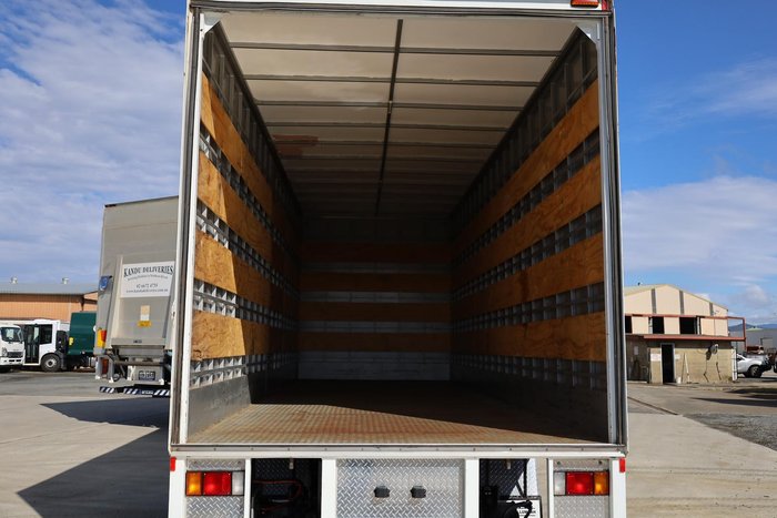 2021 Isuzu F Series FSR140-260 12 Pallet Pantech With Tailgate White