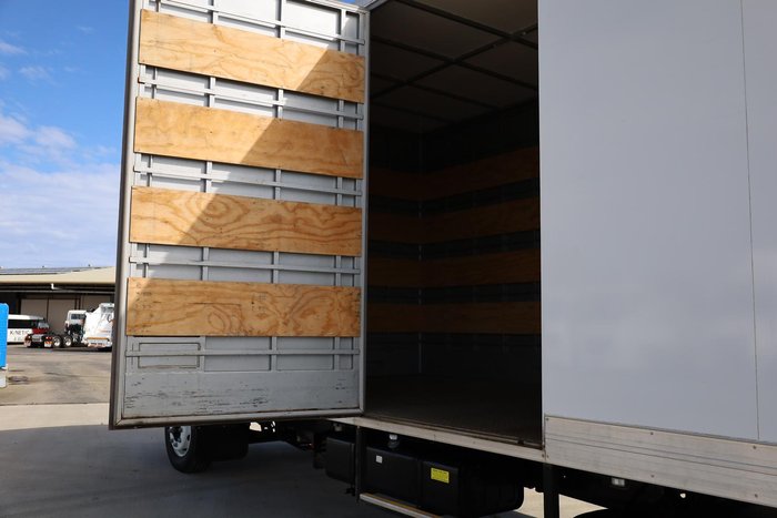 2021 Isuzu F Series FSR140-260 12 Pallet Pantech With Tailgate White