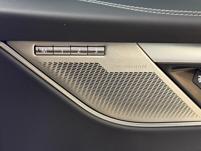 2023 Jaguar F-PACE P250 R-Dynamic SE