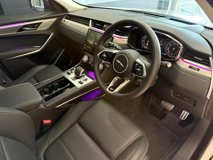 2023 Jaguar F-PACE P250 R-Dynamic SE