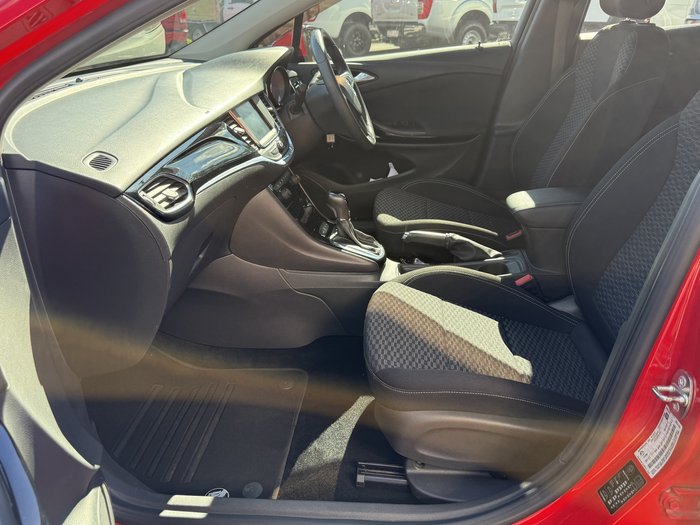 2016 Holden Astra R