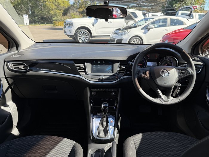 2016 Holden Astra R