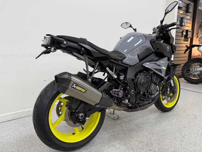 2016 YAMAHA MT-10 grey