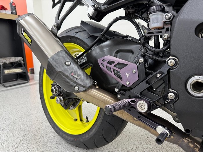 2016 YAMAHA MT-10 grey