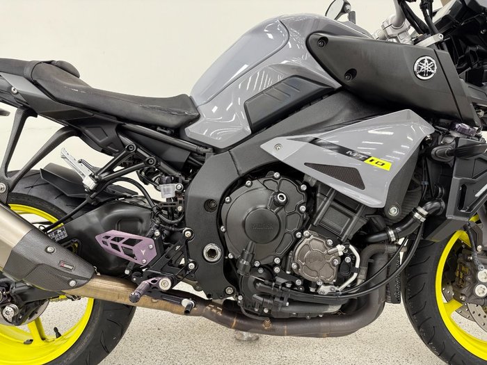 2016 YAMAHA MT-10 grey