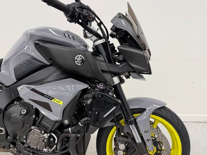 2016 YAMAHA MT-10 grey
