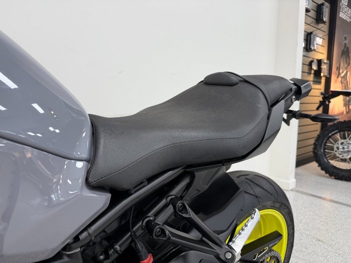 2016 YAMAHA MT-10 grey