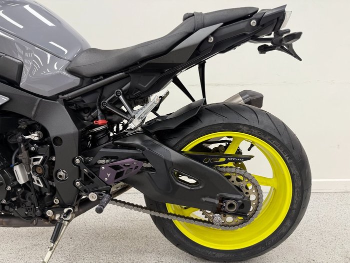 2016 YAMAHA MT-10 grey