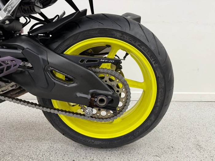 2016 YAMAHA MT-10 grey
