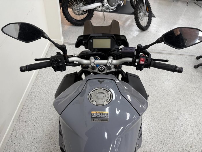 2016 YAMAHA MT-10 grey