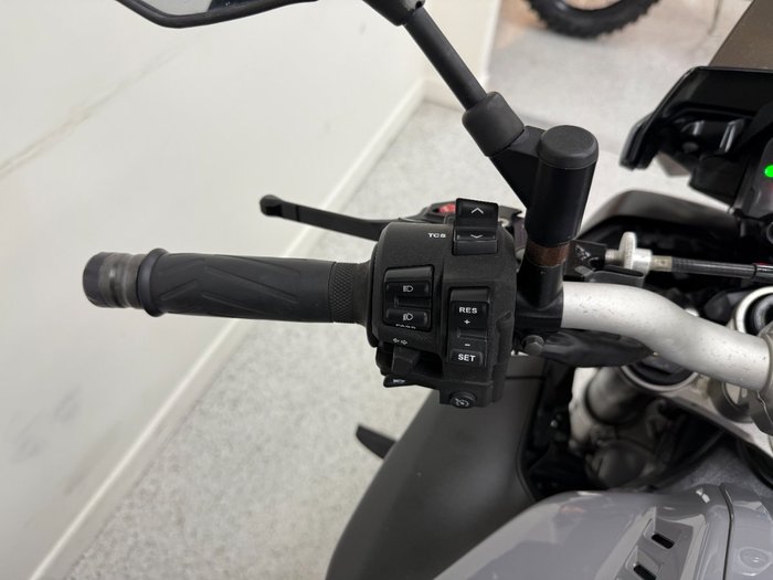 2016 YAMAHA MT-10 grey