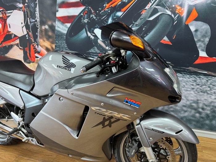 2006 Honda CBR1100XX (SUPER BLACKBIRD) GREY