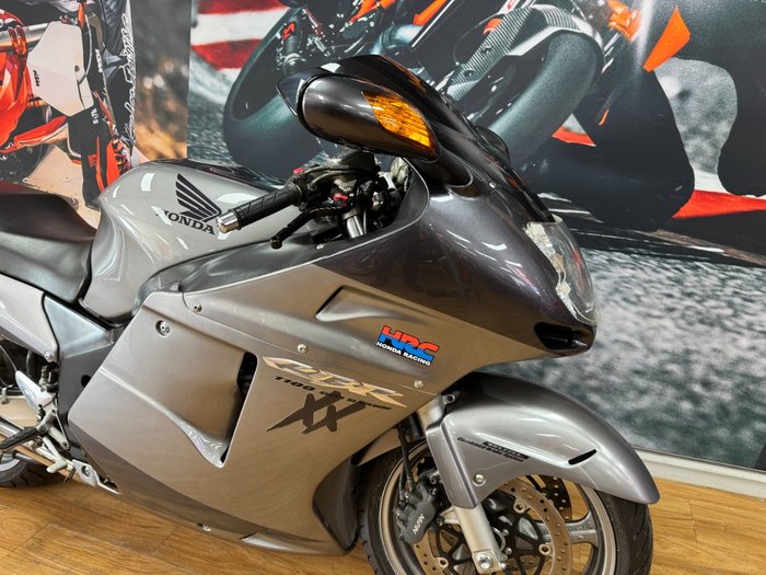 2006 Honda CBR1100XX (SUPER BLACKBIRD) GREY