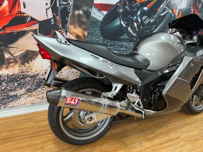 2006 Honda CBR1100XX (SUPER BLACKBIRD) GREY