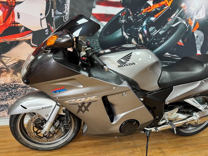 2006 Honda CBR1100XX (SUPER BLACKBIRD) GREY