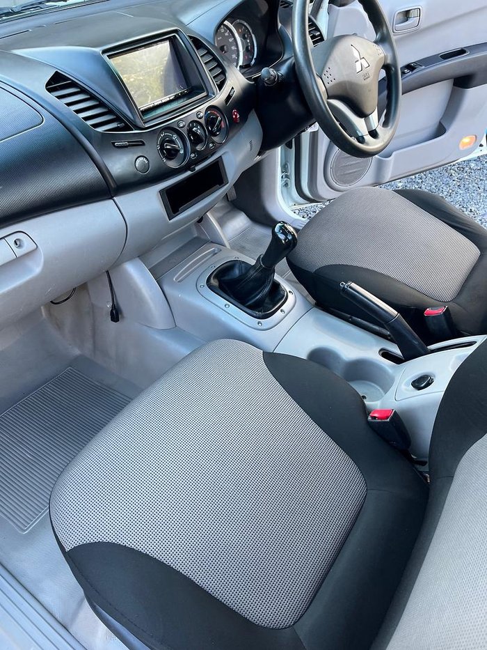2013 Mitsubishi Triton GL MN MY14 4x2 White