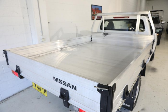 2020 Nissan Navara RX D23 Series 4 4x2 Polar White