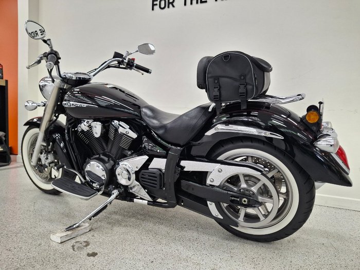 2009 YAMAHA XVS1300A V-STAR Blue