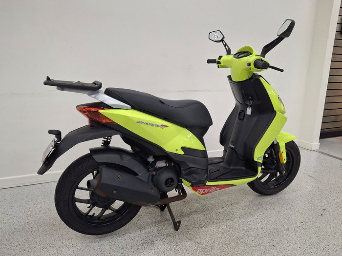 2011 APRILIA SPORTCITY ONE 50 Green