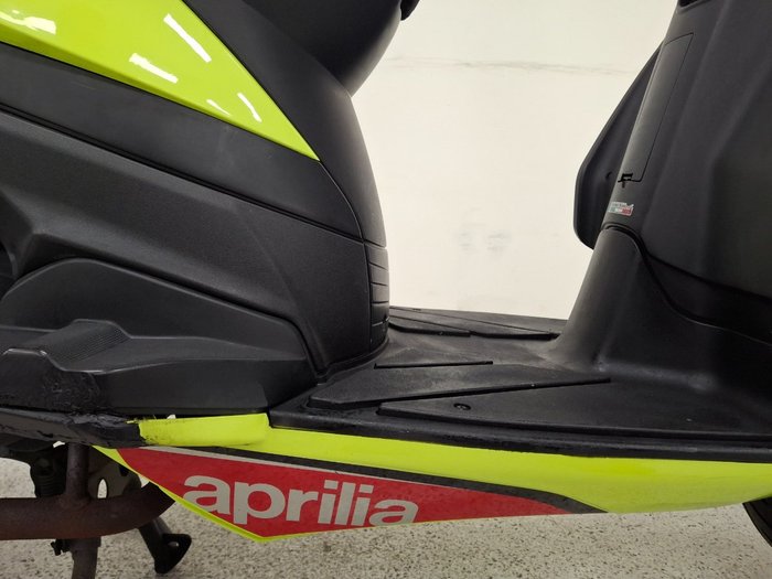 2011 APRILIA SPORTCITY ONE 50 Green