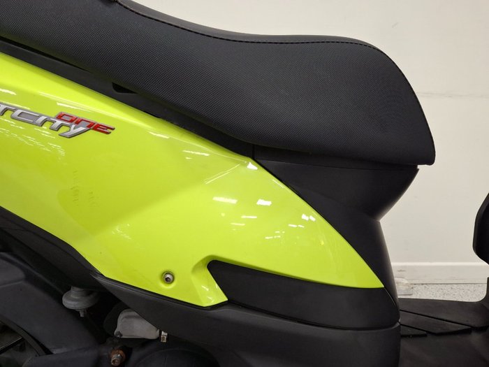 2011 APRILIA SPORTCITY ONE 50 Green