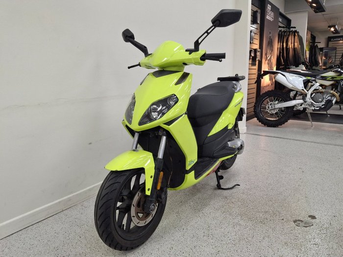 2011 APRILIA SPORTCITY ONE 50 Green