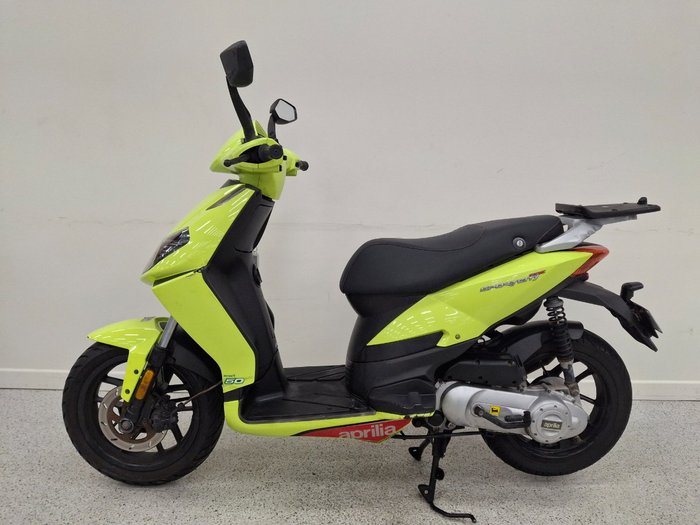 2011 APRILIA SPORTCITY ONE 50 Green