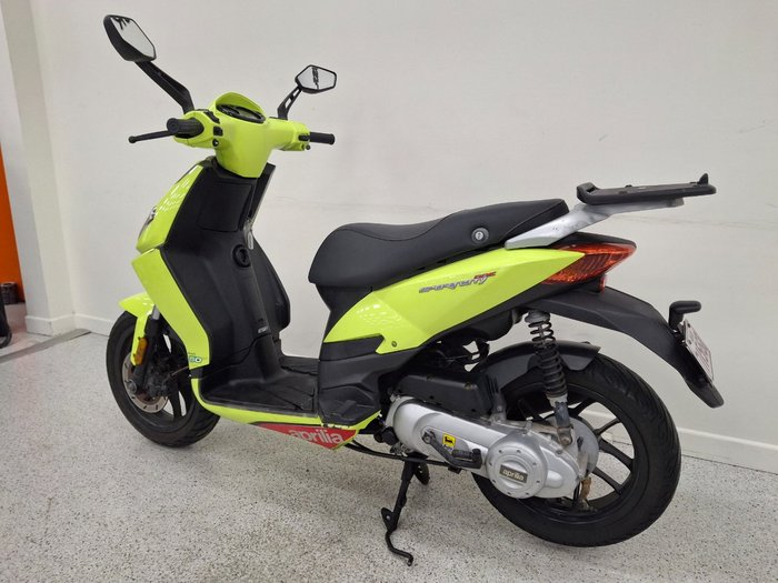 2011 APRILIA SPORTCITY ONE 50 Green