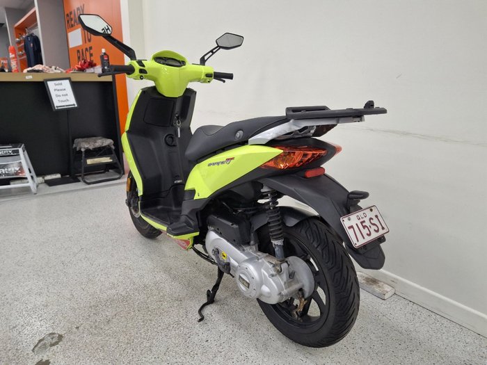 2011 APRILIA SPORTCITY ONE 50 Green