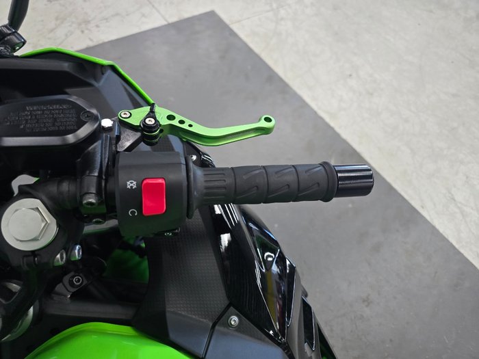 2025 Kawasaki NINJA 400 ZX-4RR KRT GREY