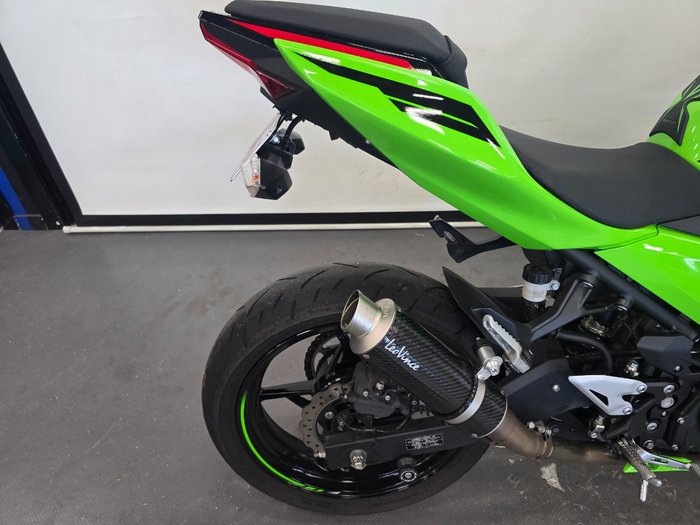 2025 Kawasaki NINJA 400 ZX-4RR KRT GREY