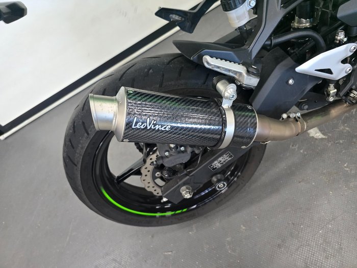 2025 Kawasaki NINJA 400 ZX-4RR KRT GREY