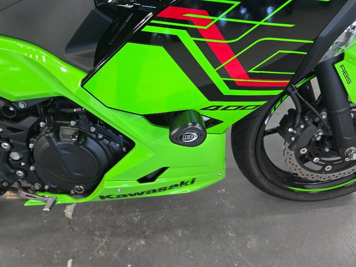 2025 Kawasaki NINJA 400 ZX-4RR KRT GREY