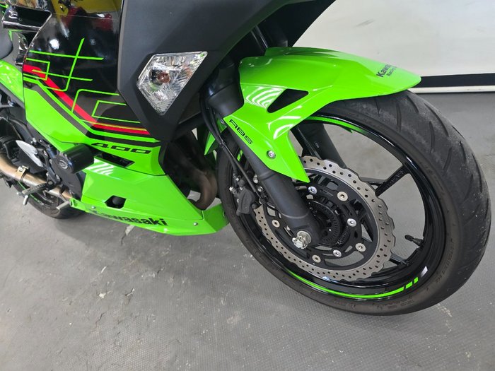 2025 Kawasaki NINJA 400 ZX-4RR KRT GREY