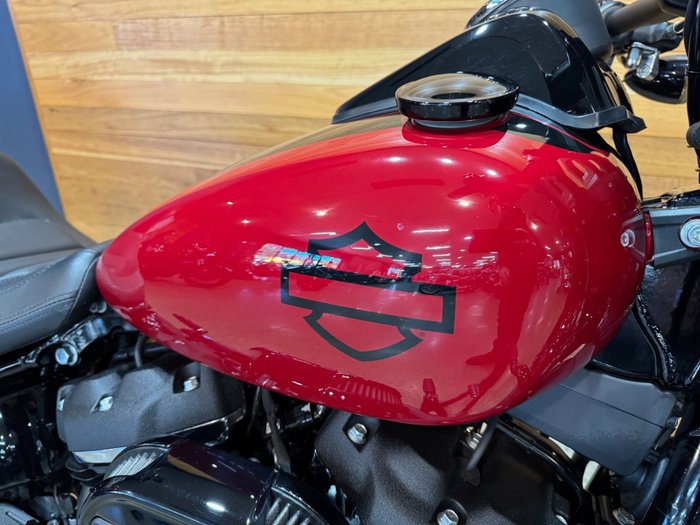 2021 Harley-davidson FXFBS FAT BOB (114) REDLINE RED