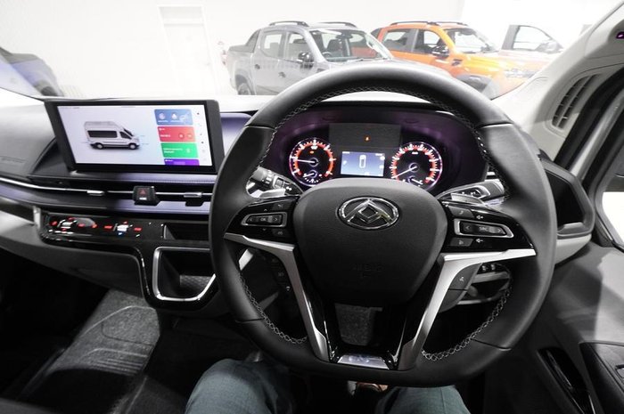 2025 LDV Deliver 9 LWB High Roof